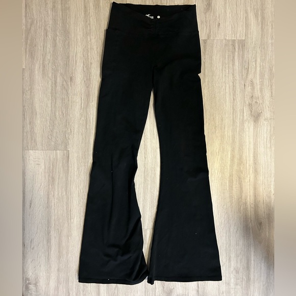 Hollister Flare Leggings - Picture 1 of 3